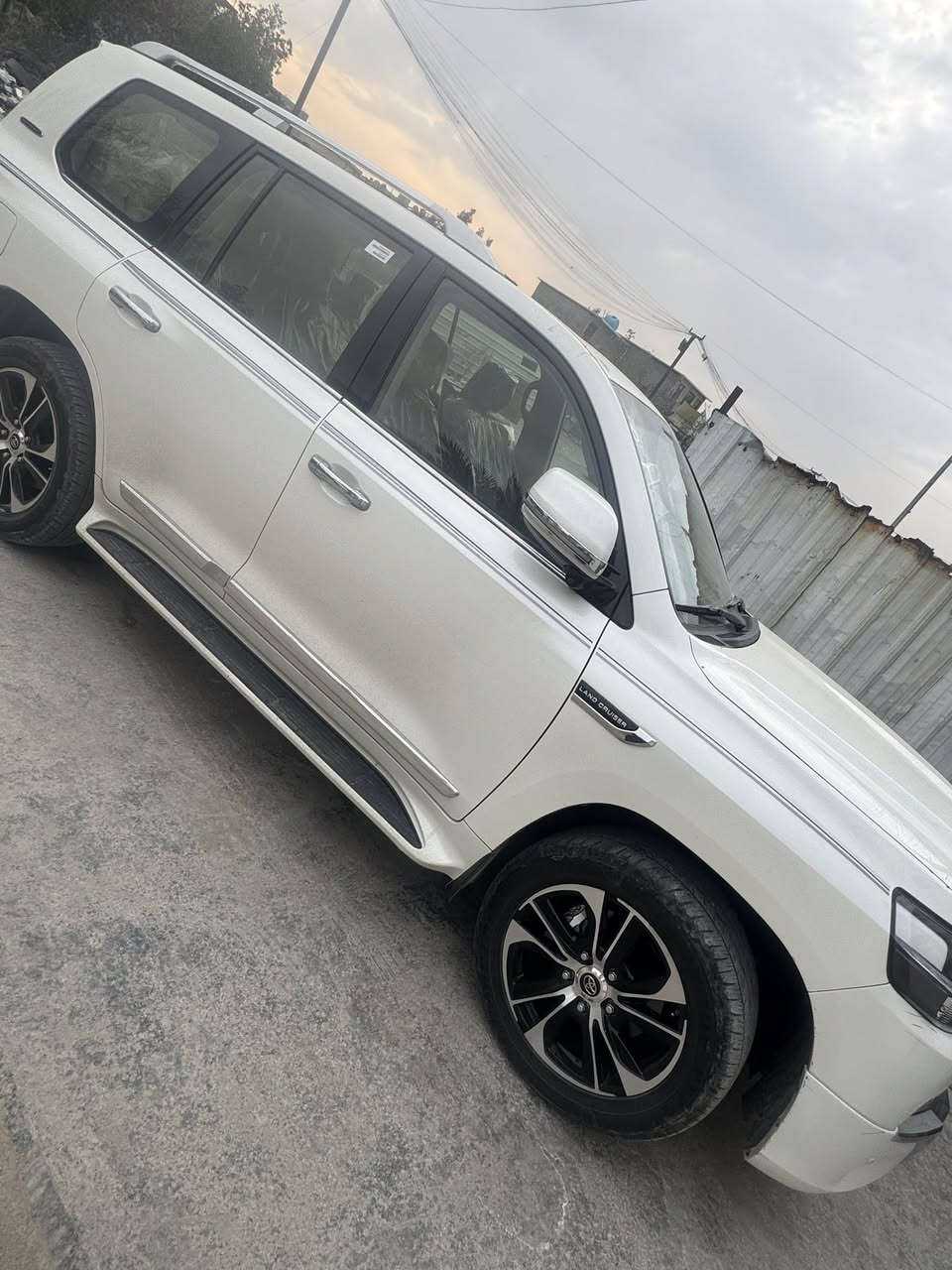 سلام عليكم لاند كروزر موديل ٢١ فول مواصفات ساز مكفولة كفاله عامة من ضربة وصبغ للاستفسار ‭

‭ ٠٧٨٧ ٤٩٢ ٩٧٠٦‬فقط واتساب  السعر خاص
