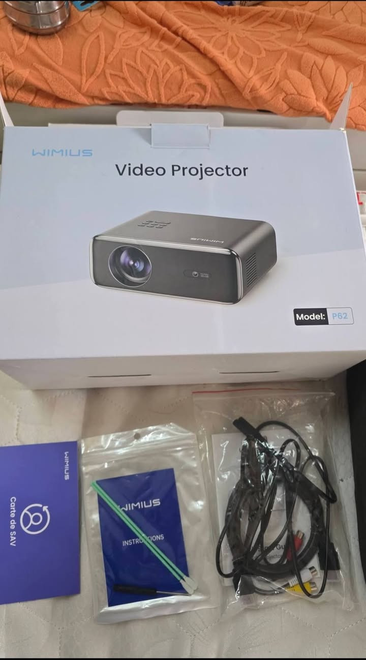 سلام عليكم داتا للبيع مواصفات الـ داتا شو p62:
، وتي في ستيك (TV Stick).
عمر العدسة: عمر طويل لمصدر ضوء الـ LED (أكثر من 25000 ساعة).
التصغير والتكبير: إمكانية التحكم بحجم الصورة (Zoom) بنسبة تصل إلى 
 عبر الريموت. 
يأتي الجهاز غالبًا مع حقيبة أنيقة لسهولة التنقل، وهو مناسب جداً للاستخدام المنزلي، الكوفي شوب، وعروض العمل. 
سعر100 مكاني بغداد الامين الثانية


**إذا كنت صاحب هذا الإعلان وتريد حذفه لأي سبب، رجاءا أرسل رسالة إلى الدعم الفني**