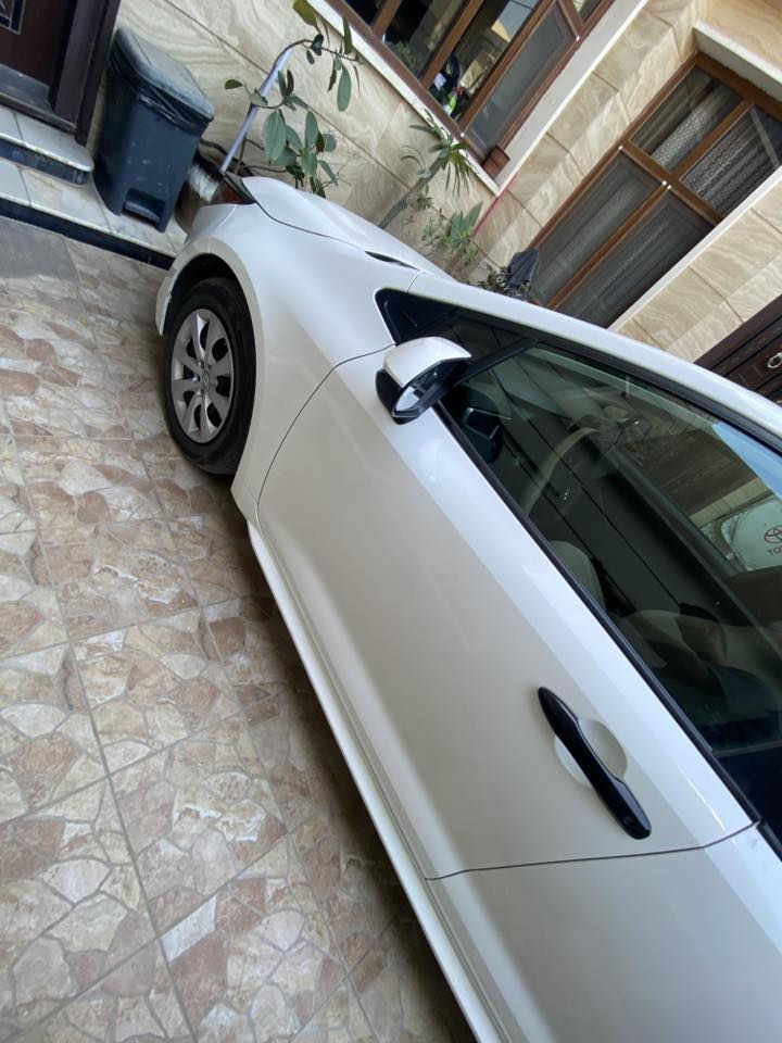 كورلا ٢٠٢٢ ابيض ثلجي
ماشية ٤٥،٦٠٠مايل
حادث مرفق بصور
جاملغ تبديل نفس لون وباب مصبوغ 
وحافة الباب الخلفي بي باردشي بسيط
رقم اربيل باسمي شرط تحويل
سيارة نظيفة جداً واستخدام شخصي
مكان السيارة ديالى بعقوبة 
السعر ١٧٣ ورقة وبيه مجال بسيط 
***********
