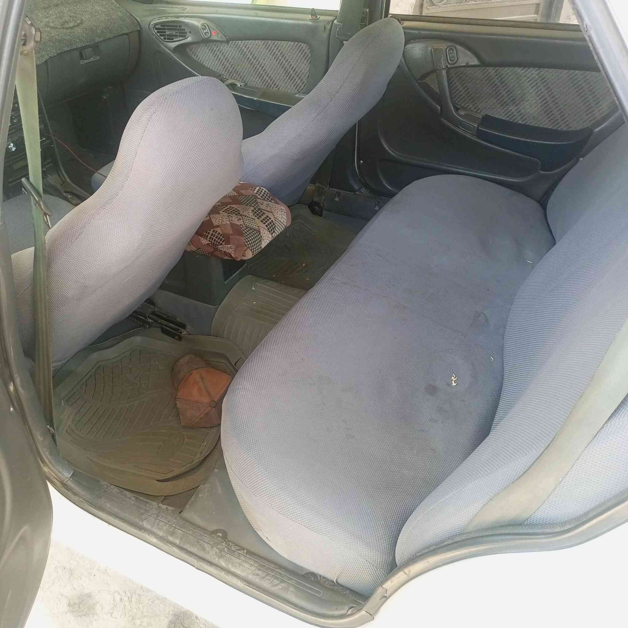 السلام عليكم للبيع دايو اسبرو موديل ٩٤سنويه ساقطه صار ٤سنوات تحويل مباشر رقم بغداد سيارة خير من الله مراوس ترهم حسب القناعه للاستفسار ***********
