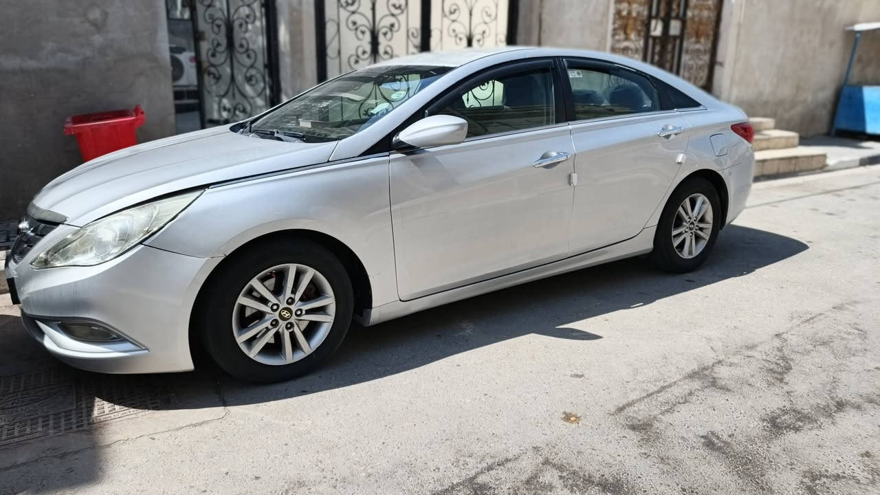 سوناتا كصه جنه ادوات ادوات
السياره جاهزه نقص حداده فقط للبيع السعر 48 او مراوس العنوان بصره ***********
