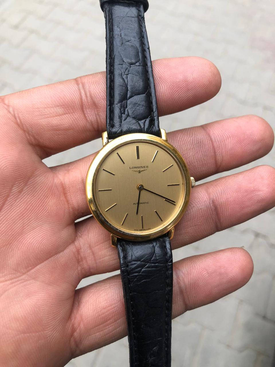 السلام عليكم 
لونجين اوتمايتك سويسري 
بلادي نظيفه القطر 35
السعر 325 دولار 
يوجد توصيل


**إذا كنت صاحب هذا الإعلان وتريد حذفه لأي سبب، رجاءا أرسل رسالة إلى الدعم الفني**