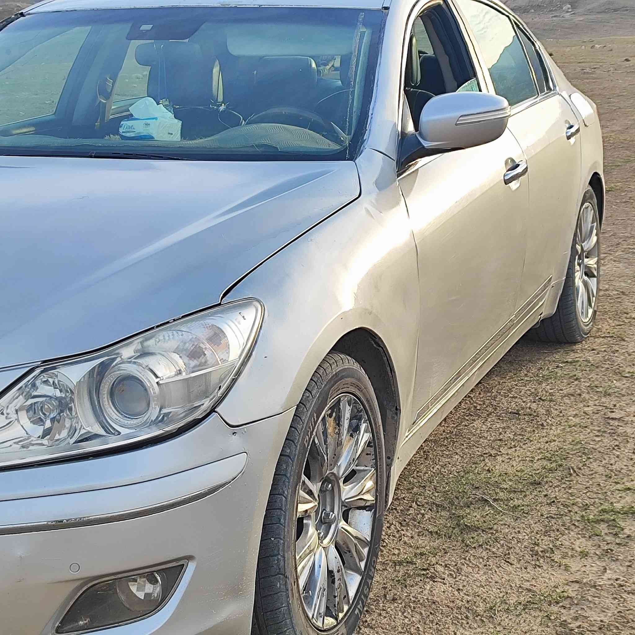 السلام عليكم سياره جينيسيز 2009 كوري محرك 6 تخم تاير جير محرك شرط سياره دفع ومسحب بدون رقم ادوات السعر 40 بيها مجال رقم التلفون 0771 6 5 8 2 9 9 1
