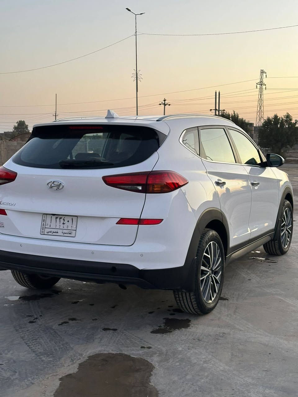 توسان الكاصد ٢٠١٩
رقم قادسيه 

ماشيه ١٦٠

كفاله عدى دحجه بسيطه باب خلف السائق ما مصلحها 

سايد بريك بالرجل 

شاحن واير لس

أوامر صوتيه

تحكمات ستيرن

مودات قياده

حساس امامي وخلفي 

دشبول صاج 
لد نهاري 
اشاير بالمرايا
محرك وكير مشروطات 
تخم تاير جديد 
بأسمي تحويل ثاني يوم 

١٩٥ بيها مجال قليل 

***********

***********
