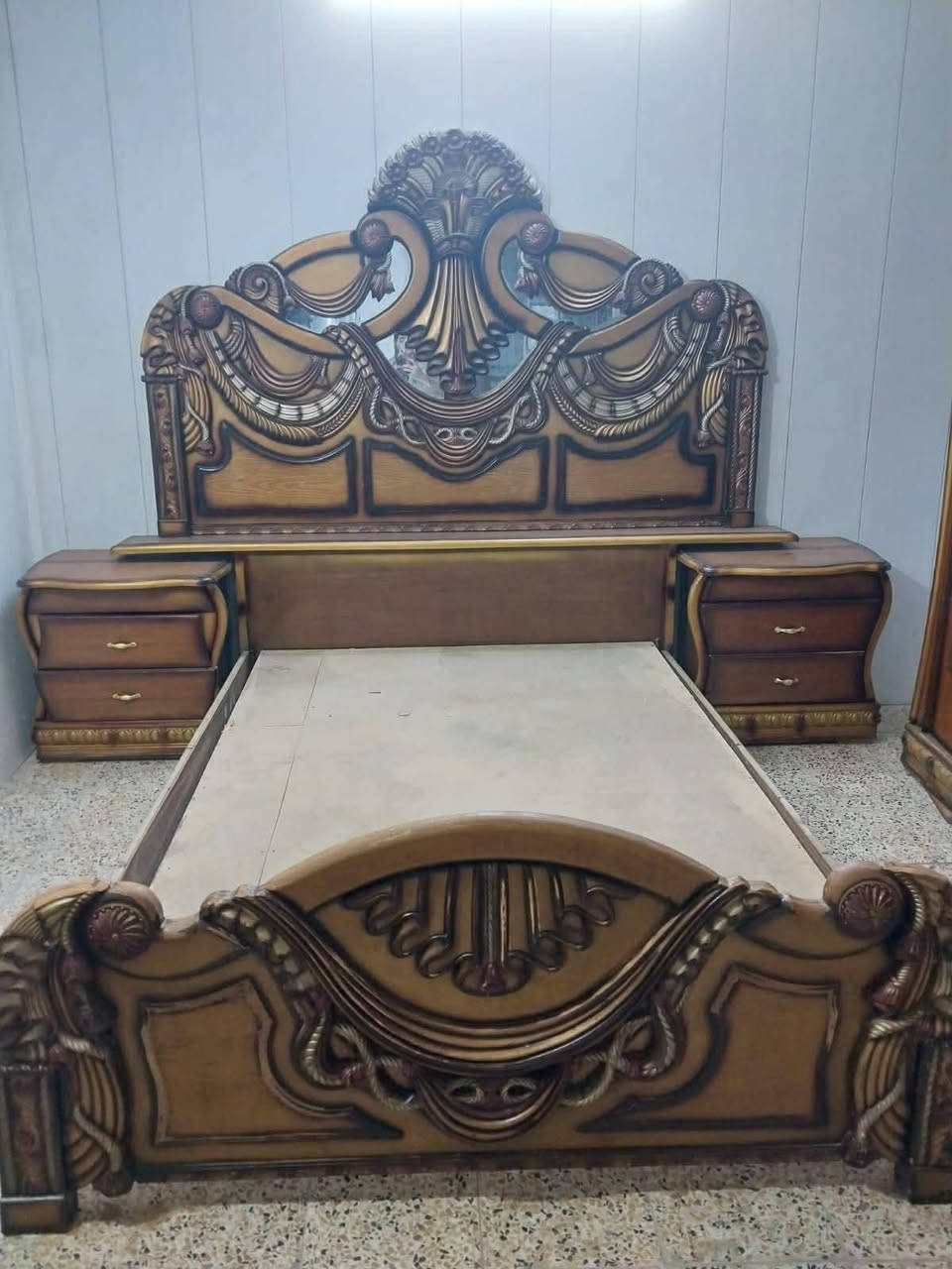 للبيع غرفة عراقي صاج نظيفة وبدون ضرر السعر ٦٠٠ وبيها مجال
العنوان بغداد نفق الشرطة حي حطين


**إذا كنت صاحب هذا الإعلان وتريد حذفه لأي سبب، رجاءا أرسل رسالة إلى الدعم الفني**