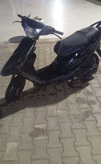 ماكس عدله  ما مفتوحه لبيع سعر٧٠٠ رقم واتساب07738312783