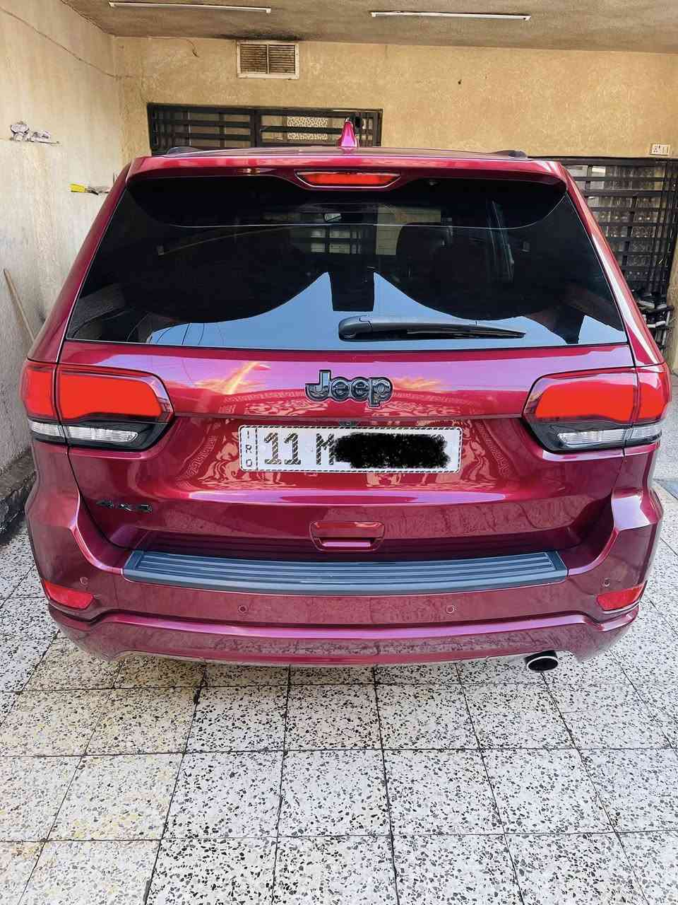 السلام عليكم
جيب ٢٠١٩ وارد امريكي حادثها كلش بسيط فقط 
شويه من بنيد راديتر شواصي بدنه كله بلادي
سيارة بلعراق مكفوله حته بارد مابيها
حته رصعات ماكو سياره صفاح موس وعل ايدي 
من طبت للعراق لحد الان تجي وتشوف نضافتهه
فئه بلاك توب 
بصمة 
كشن كهرباء 
كشن جلد وكنتارة 
جنطة كهرباء
رادار 
لايت زنون 
فور ويل دفع رباعي 
وبيهه بعد هواي مواصفات ماشيه  ٧٧ الف 
السعر ٢٣٠ بيها مجال 
مكاني بغداد حي العامل لاتصال  ‭***********
