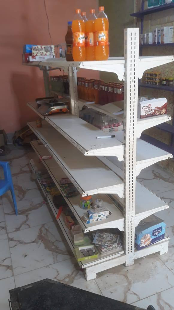 السلام عليكم 
رفوف (سفينة) للبيع 
سعر خاص
علق واني ادخلك خاص او اتصل ***********
