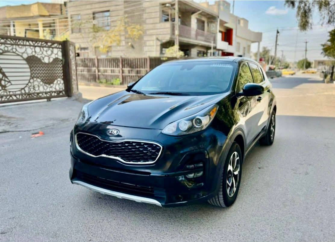 السلام عليكم سبورتج للبيع مديل 2020 بغداد نص مواصفات ماشه 50 امريكيه حادث مبدل بنيد  بدون اي دواخل مگفول كلش نضيفه  السعر 158$ ورقه بيه مجال  مكان بغداد هاتف *********** بي واساب ماسنجر متواجد
