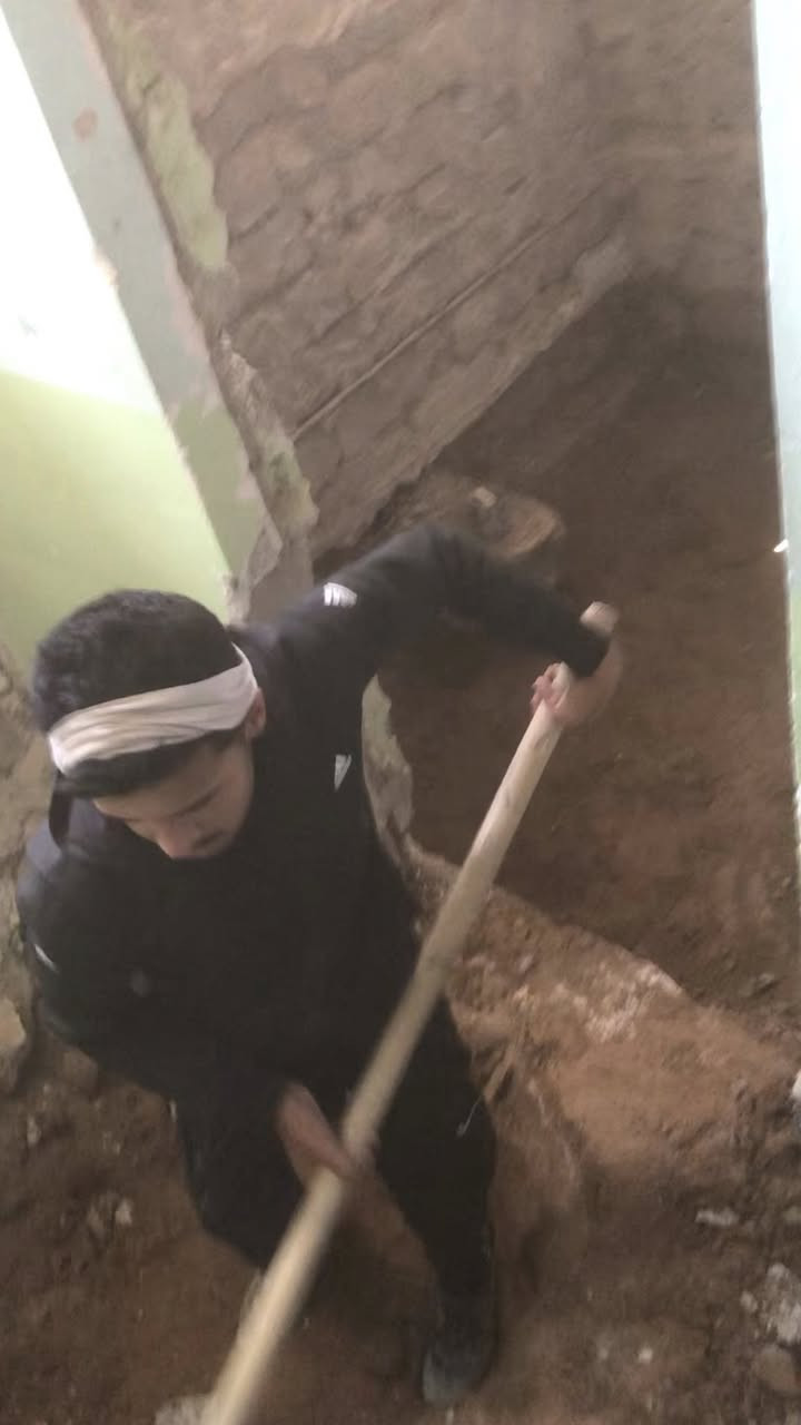 سلام عليكم
كادر عمل 12 عامل      اي شقل نشتقل  
فرش حجر  
تكسير فتحات تبريد مركزي 

جلي حلان
تصفير بيوت 
تصعيد بلوك 
تصعيد رمل 
لبخ تكعيب 
درز بيوت 
تعديل تراب فوك تكعيبه 
ندخل جص 
تصفيط بلوك أساس تكعيبه 
1اذا معندك شقل اصلخنه بتعليق جزاك الله خير وهاذه رقمي خابرني ودلل 🫡☎️‪0784 582 3157

