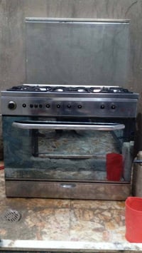 طباخ • يحتاج تصليح • عيون