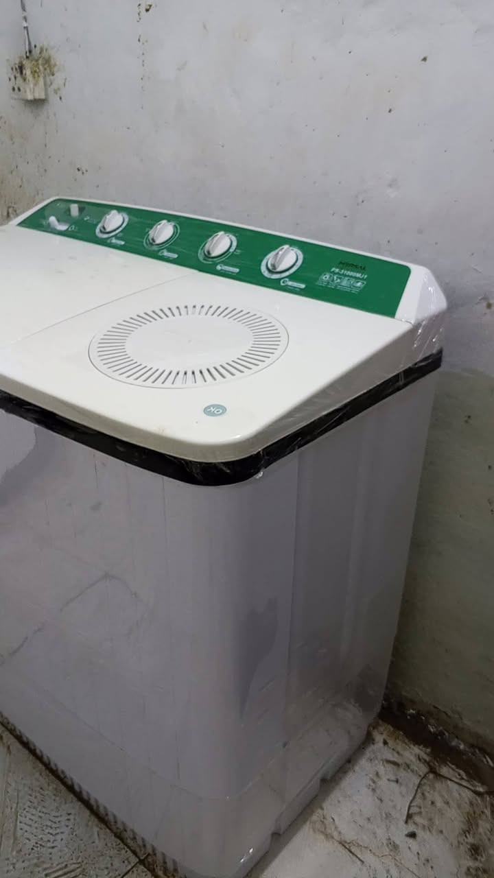 غسالات للبيع عدد 2 
1_غساله نوع مرسال استخدام شهر جديده بشكل فول اتو حجمها 31 كيلو مواطير نحاس كتلوكات الشركة بيها وفابلون مالتها عليها #سعرها 135 ماكو ارخص من هيج سعر الجديده مالتها 375

2_ غساله نوع جنرال استخدام قليل فول اتو حجمها 17 كيلو  سعرها 90 الف 
#محل_سيد احمد جوار المستشفى مقابيل الزراعة 
***********
