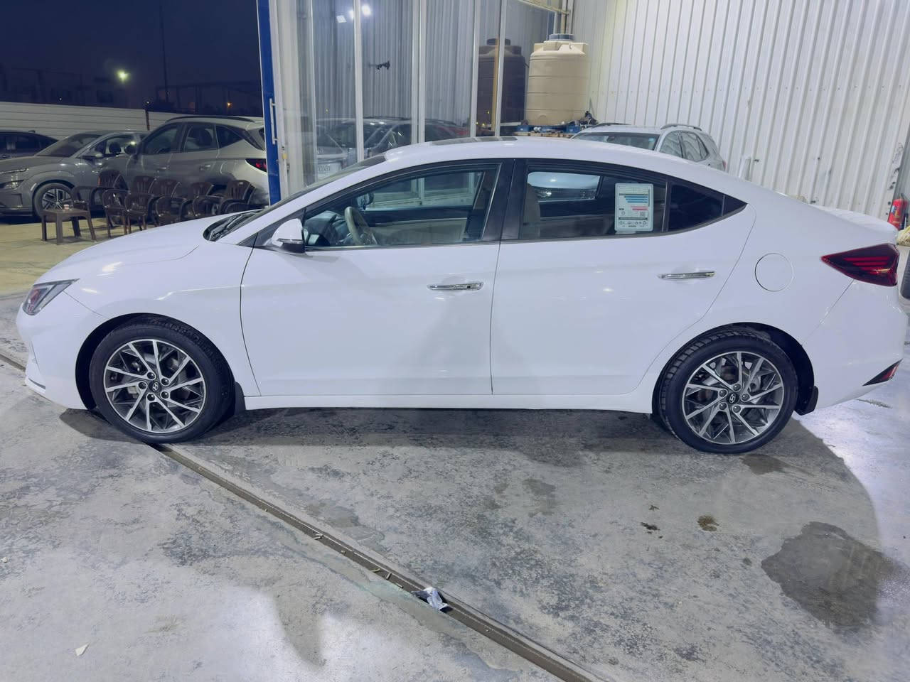 السلام عليكم
النترا خليجي الشركة العامة 2020  
رقم بغداد تحويل مباشر 
(مكفولة من الصبغ والتبديل )
مواصفات 
فتحة 
مري شفط 
شاشة +كامرة 
محرك ٢٠٠٠دوش
تبريد قطعتين 
مكينه كير مكفولات

اي استفسار ***********
مكاني بغداد معارض البياع معرض النبا العظيم
