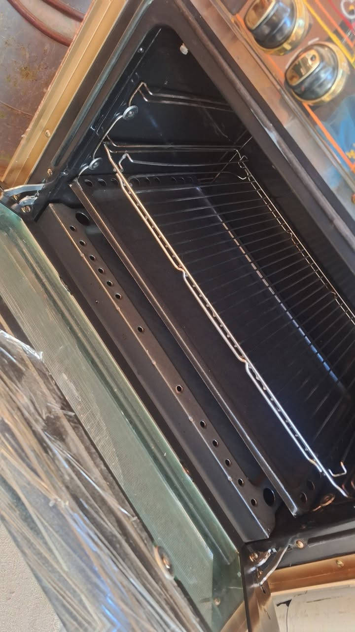 أستعمال قليل. فريش مصري باب أول شرط الفحص وشرط الضمان والسعر 185 الف.
***********
