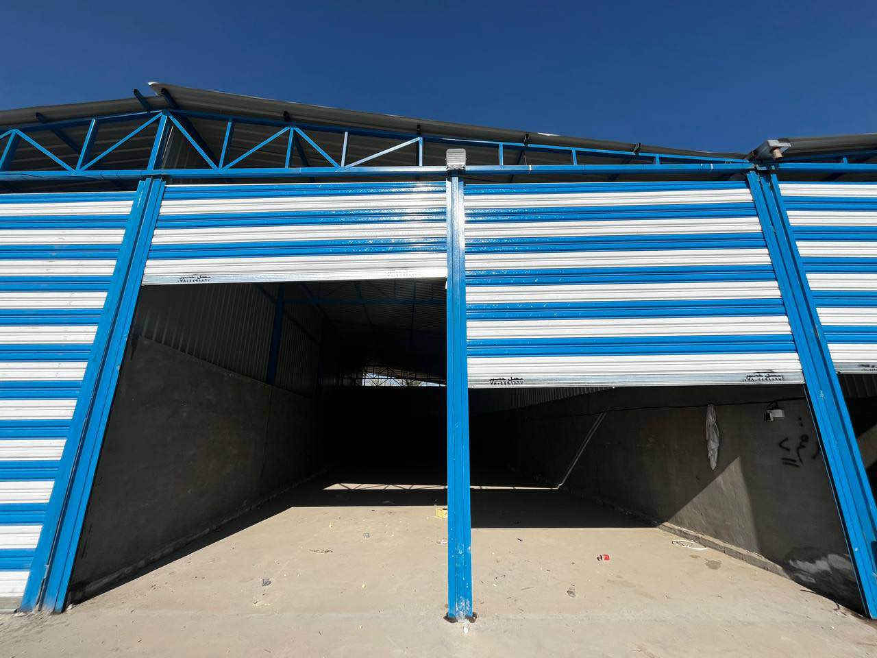 السلام عليكم 

جملونات للايجار 

حله طريق حله ديوانية قرب محطة اسد بابل 

مساحه جملون الواحد 200 متر 

للاستفسار الاتصال على الرقم 

*********** حلة, بابل
