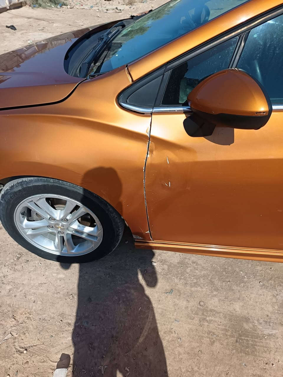 سلام عليكم كروز 2017 شكل جديد بيع بلقسط او مراوس سياره نظيفه ضربتها موجوده بصور وارد أمريكي استفسار على رقم***********
