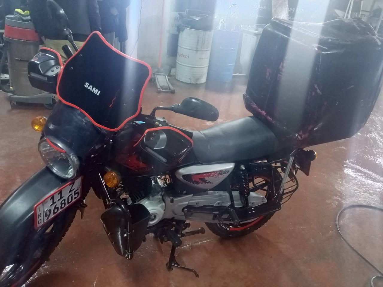 سلام عليكم 
بوكسر للبيع 
موديل2023
مكينه مفتوحه 
مرقمه سنويه ورقم كامله ثاني يوم تحول بسمك
قفل سعره 1600بيها مجال قليل 
عنوان بغداد البياع 
دراجه كامله من كلشي 
الاستفسار الاتصال رقم الآتي
***********
