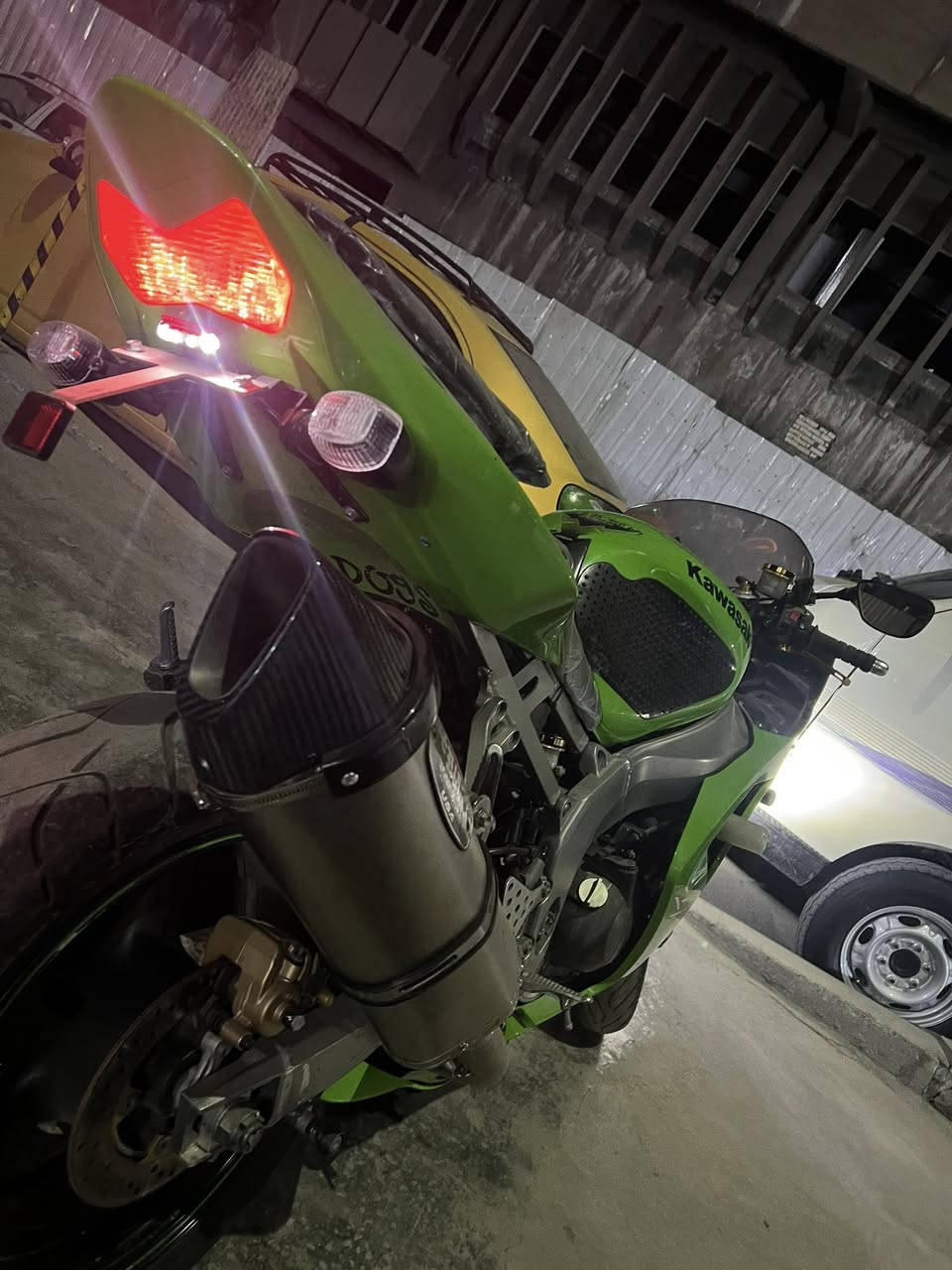 سلام عليكم 🍏
كاوسكي 
نظافه ١٠٠/١٠٠
مضمومه بحالت وكاله
بدون رقم !!!!!!
استفسار 
***********
