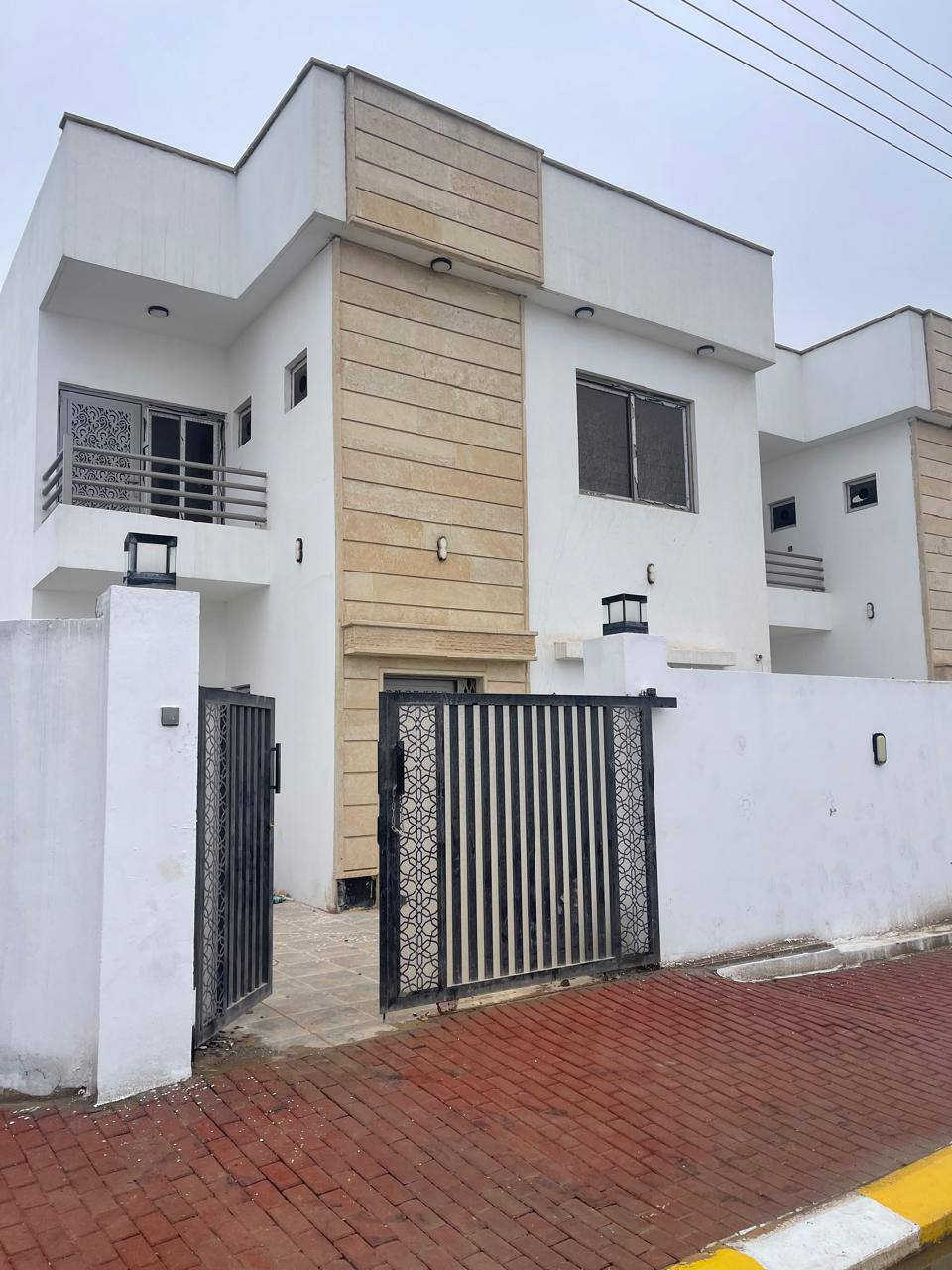 #دار للبيع في مجمع السلطان 
#مساحة 200م 
#ركن
#طابقين
#على شارع مباشر
#سعر 205 مليون قابل للتفاوض 
#للاستفسار
#مكتب محمد الغبينةللعقار تكريت شارع الأربعين مقابل متنزة الياسمين قرب التجنيد القديم 
#للاتصال
***********
***********
