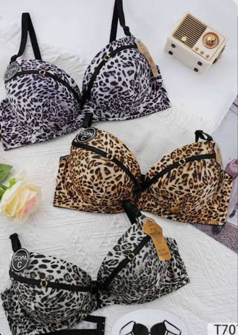 ✨ عرضنا الجديد وصل 😍
حمالات ناعمة وأنيقة تناسب كل الأذواق 💖
ألوان تهبل (أزرق ملكي 💙 – زيتي راقي 💚 – وردي ناعم 💗)
✔️ خامة مريحة
✔️ شكل مرتب على الجسم
✔️ مناسب للاستخدام اليومي والمناسبات
📦 متوفر توصيل
📩 للحجز والاستفسار دايركت
🔥 لا يفوتكم العرض 🔥
https://whatsapp.com/channel/0029Vb7c56JGk1G2hNDznV3E
ممكن متابعه لقناة الواتساب كلشي معروض بيها
#اكسبلور#بغداد_العراق #الكل #اشاره #الجميع #متابعيني #حمالات_صدر #مريحة


**إذا كنت صاحب هذا الإعلان وتريد حذفه لأي سبب، رجاءا أرسل رسالة إلى الدعم الفني**