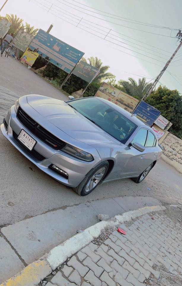 السلام عليكم جارجر للبيع ١٦ اصل بغداد وارد كندي باسمي مواصفات sxt كير مكينه اكسن كفاله ماشيه ١٢٥ الف ميل بدون ارباك السعر ١٦٨ وبيه مجال بسيط ‭٠٧٨١ ٢٨١ ٤٣٢٤‬
مكان السياره العماره
