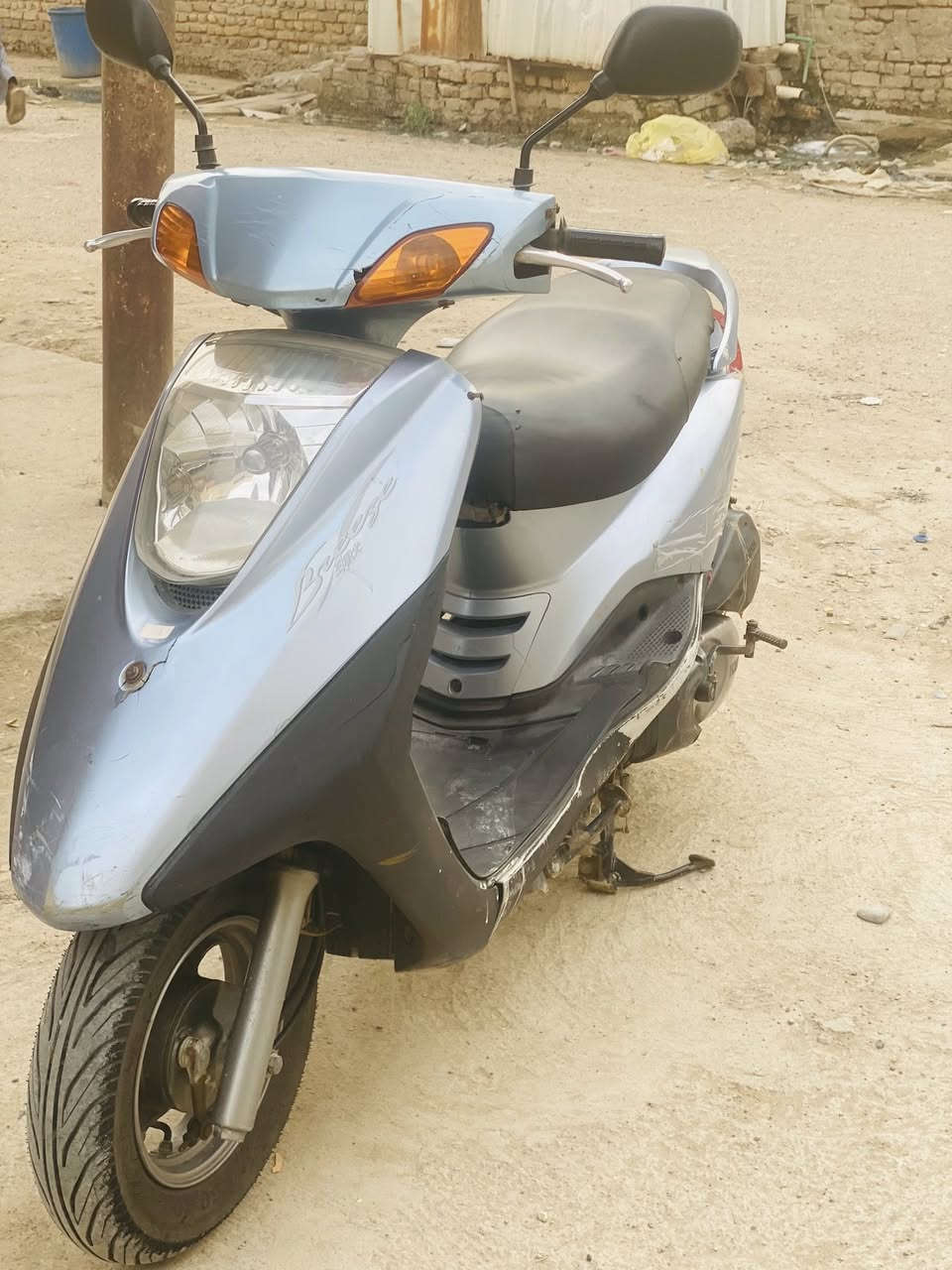 سلام عليكم..
دراجه بريس للبيع مجفته ب٤٥٠وبيها مجال 
الاستفسار الاتصال ع الرقم ***********
او مراسلة الحساب
