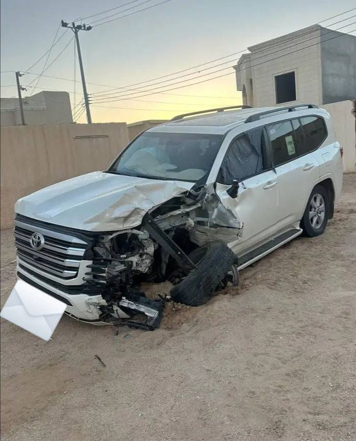 السلام عليكم 🎀🎀
تويوتا لاندكروز GXR
رقم اربيل الجديد
بأسمي تحويل ثاني يوم
موديل 2024
توين تيربو
مكينة وكير بحالة جيدة
فوول مواصفات
فتحة سقف شاشات
ابيع ع حادثهة مثل ما موضح بالصور 
السعر 260 وبيهة مجال بسيط
للاستفسار الاتصال
 ***********
