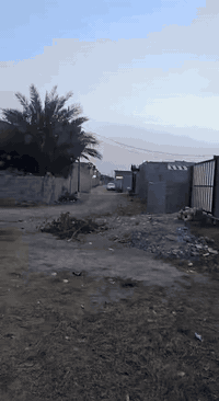 اساس بيت خلف غسل احمد عدنان مساحه القطعه ٢٥٠م الواجه القطعه ٧ متر موقع ممتاز
العمدة للعقار الاستفسار اكثر (***********)
بدايه شارع الصيني / مقابل البوابه الزبيدية
