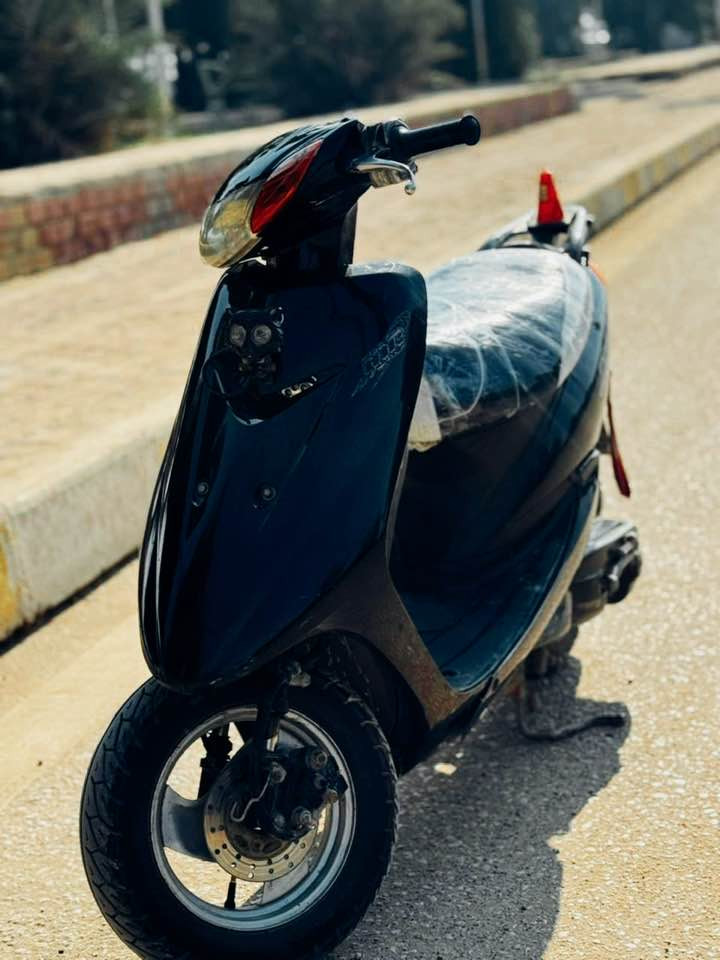 سلام عليكم عصفوريه للبيع مكفوله ما بيه اي. نقص كلشي شغال شراي خابرني سعر خاص رقمي *********** مو شراي لا يخابر رجآ
