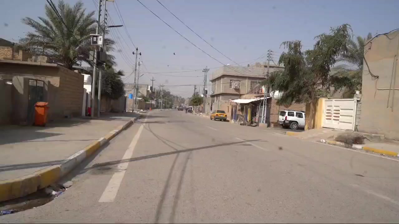 دار للبيع المساحة ٣٠٠ م 
الموقع بهرز الدواسر 
للإستفسار يمكنكم الإتصال بهذا الرقم ***********
