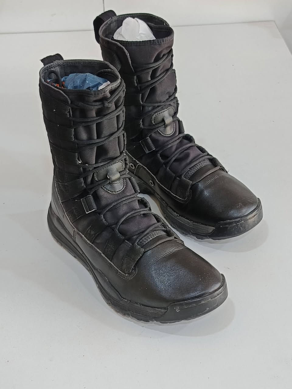 بسطال نايك اصلي اورجنال
▪️قياس 42---26.5 cm طول القدم 
👟 طبي وزن خفيف مريح القدم 
☎ واتساب ***********☎
🚗 توصيل كافة محافظات العراق 🚗
