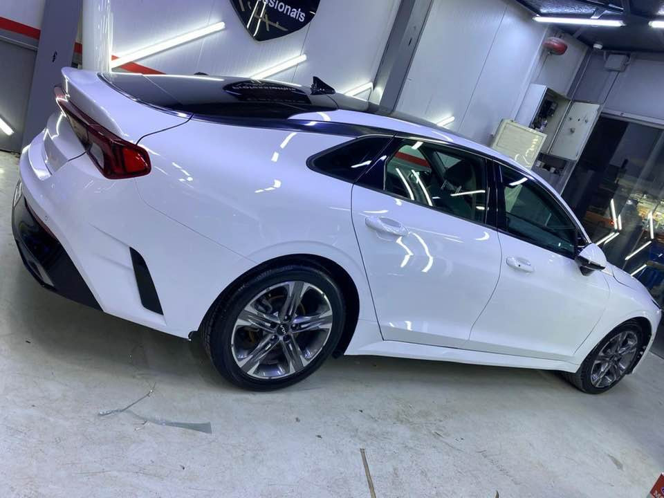 السلام عليكم
K5 فول مواصفات للاخير
مديل 2022
ماشيه 68 mi
حادث ٣ قطع كما موضح 
محرك 1600تيربو
بأسمي تحويل ثاني يوم
السعر 160$
مكاني بغداد حي اور
***********
