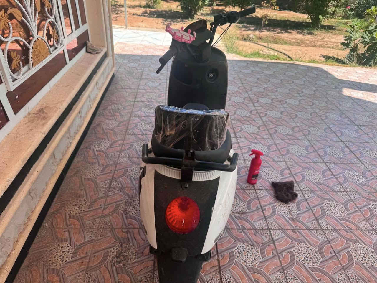 السلام عليكم ورحمة الله
باسكل شحن للبيع 

مواصفته👇

1️⃣:نوعه باندا  

2️⃣:اربع بطارت كبار 🔋

3️⃣:لايت عدسه عالي +ناصي 

4️⃣:سويج +بصمه 

5️⃣:مساحه تخزين جبيره 

6️⃣:اشاير + هورن بوش 

7️⃣حجم الملف : 800 

8️⃣حجم الڤولتيه :48

9️⃣:سنة الصنع: 2025

الدراجه نضيفه تجي وتفحص وين مايعجبك 

مكاني بابل المحاويل رقمي ‭***********

والاستفسار اكثر اتفضل خاص 

ملاحضه🖐️ الدراجه مع كامل ملحقاته 👋
