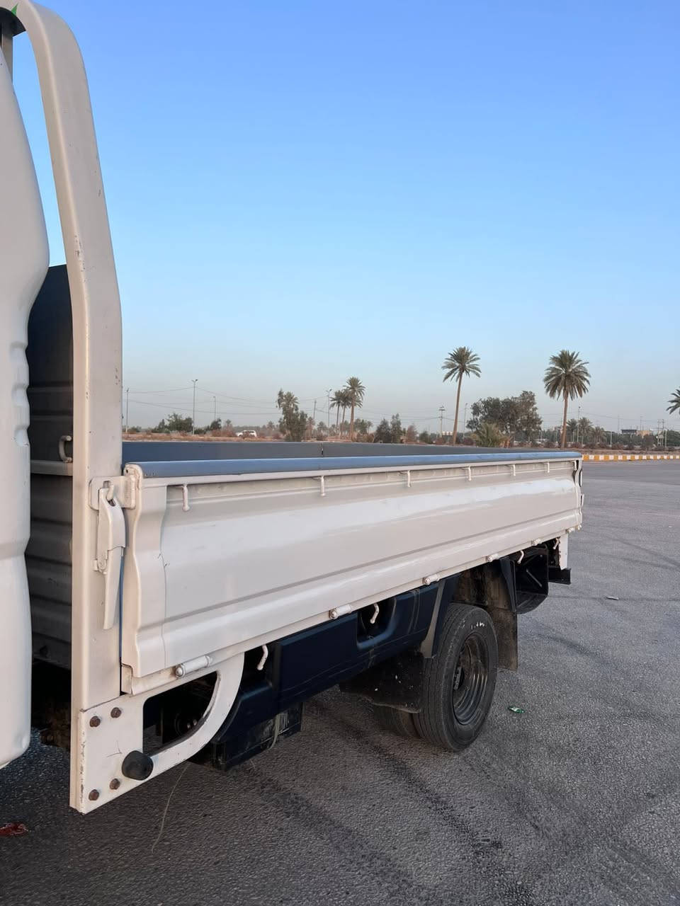 سلام عليكم كيا بومه للبيع موديل 2007 محرك 300 مسكر بسمي جهازه سياره من كلشي مكاني بابل مركز المدينه سعر 82 وبيه مجال بصيط رقمي ‭0783 843 4663‬
