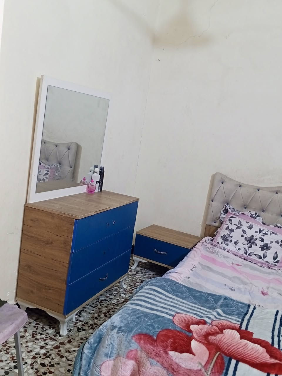 غرفه تركيه نضيفة كلش استخدام قليل للبيع هيه ودوشك ب 350 قفل


**إذا كنت صاحب هذا الإعلان وتريد حذفه لأي سبب، رجاءا أرسل رسالة إلى الدعم الفني**