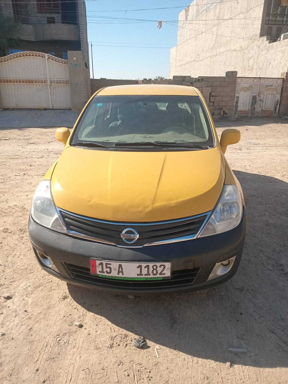 نيسان تيدا ٢٠٠٨ سيارة جاهزة السعر ٦١ وبيه مجال للاتصال ***********
