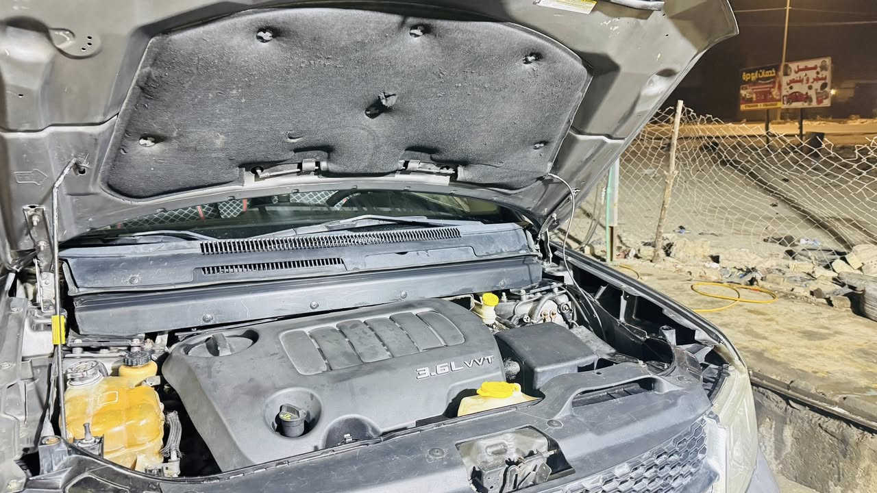 السلام عليكم
دوج جورنيSXT للبيع موديل 2012

وارد امريكي حادث جاملغ بدون دواخل

سياره نظيفه ومابيها نواقص 

محرك 6 سلندر 3600 

تبريدثلج

شاشه جبيره

مرايه تعتيم ذاتي

مري جانبيه هيتر

كشنات كهرباء

تشغيل عن بعد

فتحه 

مكان السياره سماوه رميثه السياره بسمي

للاستفسار***********

السعر 105وبيها مجال
