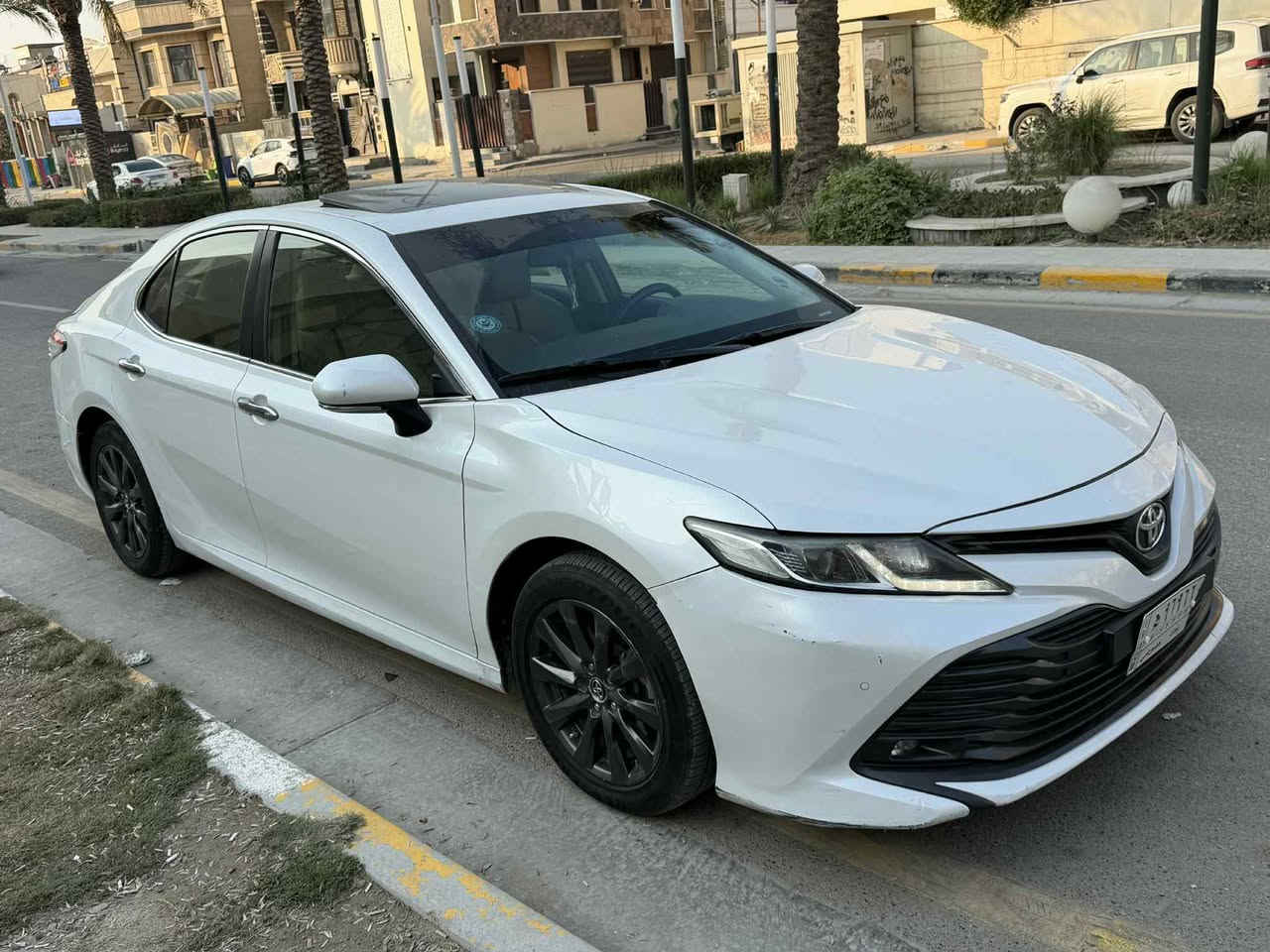 السلام عليكم
كامري خليجي Gle /  SAS يعني فول فتحه بصمه  كشن سائق كهرباء شاشه كبيره كامره بصمه أبواب موديل 2018 لون صدفي كشن مخمل ويل كب  ماشيه 143الف بيه مكانات بارد مرفق وياها السونار مالتها صيانه  بل شركه،  سياره جاهزه من كلشي مكانها بغداد  السعر  20،500 $ يعني شدتين و 500 دولار وبيها مجال للتواصل رقم ***********
