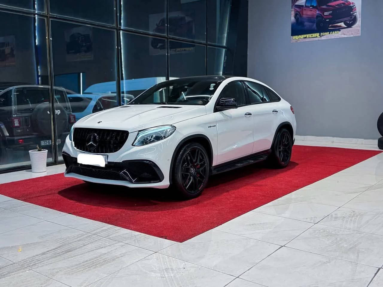 بسعر جميل
مارسدس gle 63s amg v8Biturbo
السيارة اصل 63s
وارد المانيا ضمان دولي بصمتين 
ويل تو سايز
حساس امامي خلفي
رادار 360
كامرا 360
اوتو باركنك
بانوراما
مري شفط
مقاعد برابوس اصل جلد احمد
شفتات ستيرن
5 مودات قيادة
جكات
جنطة كهرباء
هوك خلفي كهرباء
شاشة جبيرة
كار بلي
لايتات داينمك
كشنات حضن
مري تعتيم ذاتي
سايد بريك بصمة
اوتو هولد
تحديد مسار
قيادة الية
جام ٤ اوتو
كشنات كهرباء
طفاية حريق
تبريد امامي خلفي
كشنات امام هيتر
عدسات داينمك
تنبيه السائق وعدم خروج من المسار
كشن سائق مساج
بيها بوكس بالصندوق يحتوي على عدة سلامة ومنفاخ تايرات بلادي شركة
تسارع من 0 الى 100 خلال ٤ ثواني
سيارة كلها عالبلاد وعلى وضع الشركة مابيها اي نقص تخم تاير جديد دهن وكالة bcm السيارة كفالة عامة عدا بارد بسيط بين باب سائق ماشية ٦٨
صفر مسج حقيقي ادامة كاملة
السيارة جديدة داخل وخارج بمعنى الكلمة
 عنواني بغداد 
للاستفسار ***********
