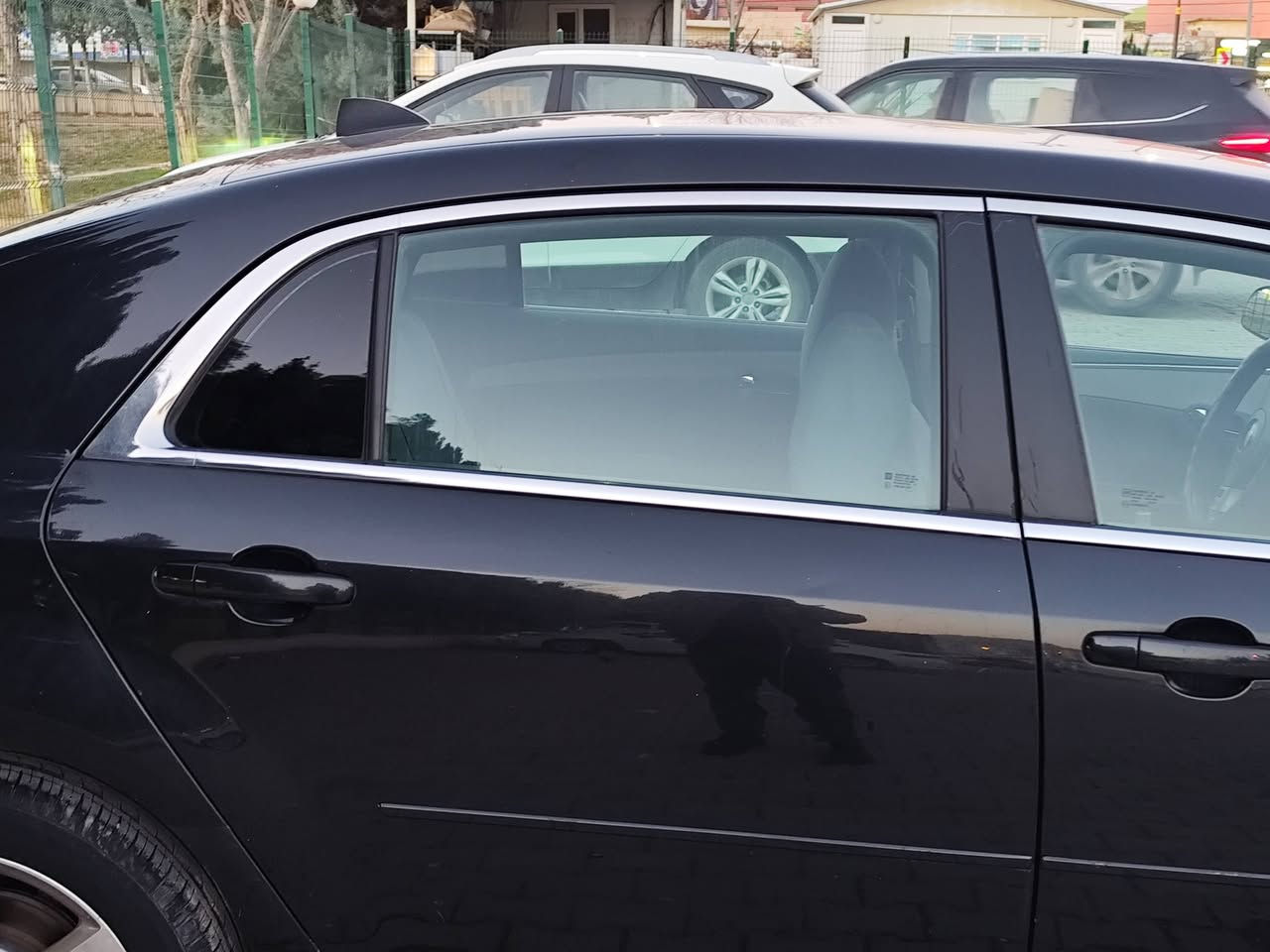 السلام عليكم للبيع ماليبو 12خليجي رقم شمالي سعر 88رقم موبيل ***********
