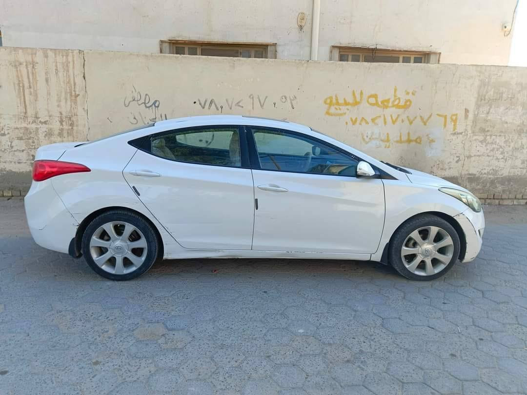 للبيع – هيونداي النترا 2012
سيارة نظيفة وجاهزة للاستخدام، بدون صرف.
🔹 الموديل: 2012
🔹 النوع: النترا
🔹 المحرك: 1600 سي سي
🔹 الرقم: سليمانية (دولي)
🔹 المواصفات: فول مواصفات تحكم ستيرن 
🔹 فتحة سقف
🔹 تبريد 
🔹 السيارة شخوط الجوانب 
💰 السعر: (108وبيها مجال)
📞 للتواصل: (***********) نجف
