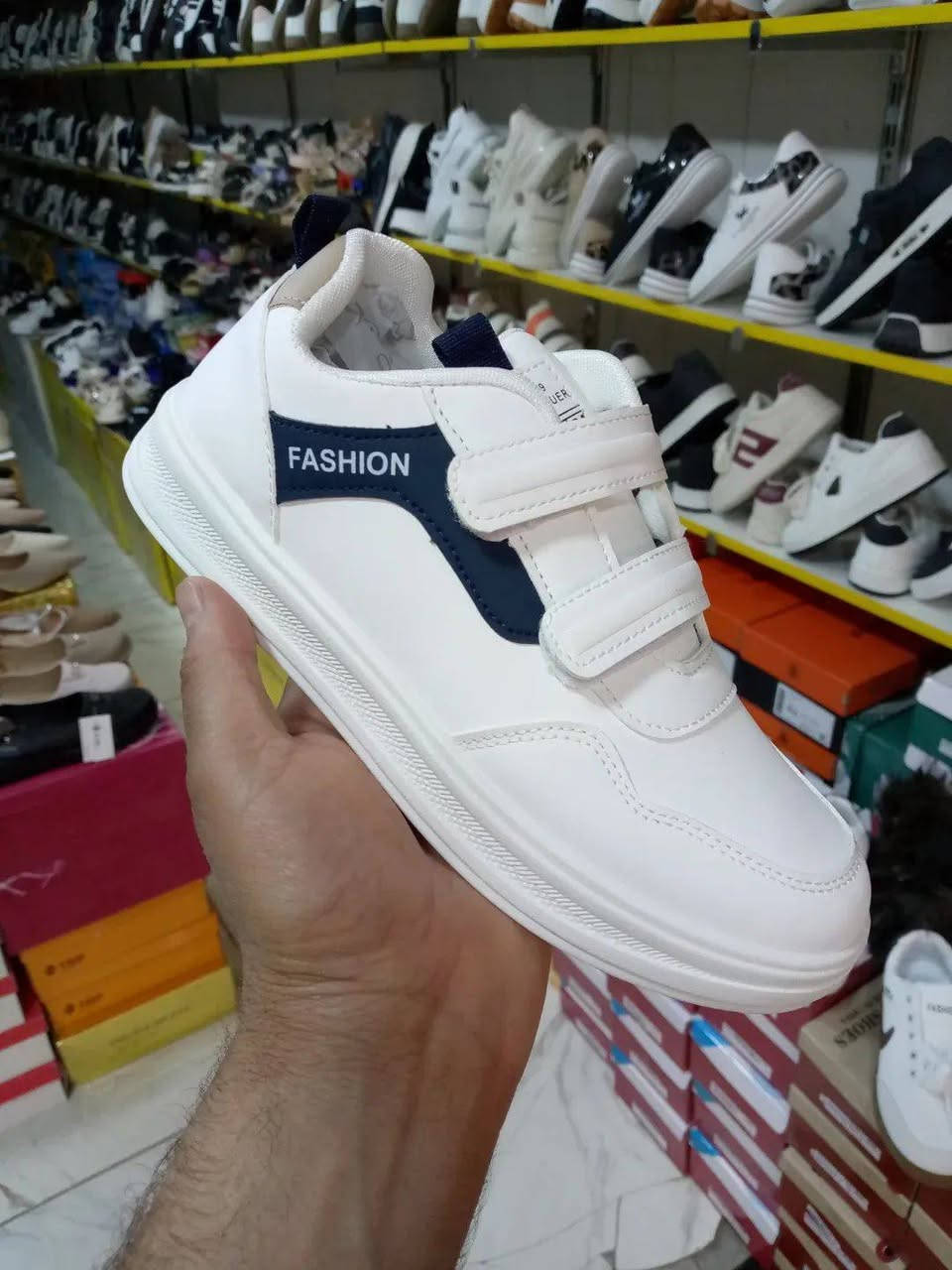 حذاء رياضي فلات لواصق 

بدون قيطان خفيف جدا 

وقياسات متوفره من 37 إلى 41 

سعر بلااش فقط 10 الالف توجد خدمة توصيل


**إذا كنت صاحب هذا الإعلان وتريد حذفه لأي سبب، رجاءا أرسل رسالة إلى الدعم الفني**