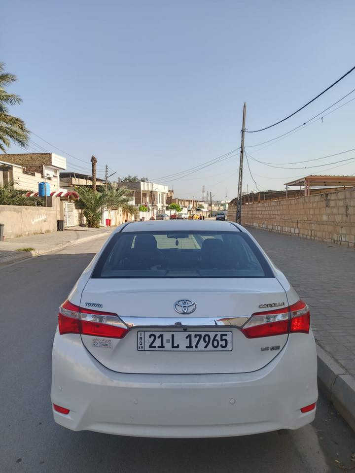 السلام عليكم كورلا موديل 2015 للبيع أو مراوس حسب القناعهً السعر 133لا تكلي شبيها مجال تعال كلب لسياره وقتنع بيها يله نخصم سعر وشوف خواتها. ابيش يله تخابرني 
سياره كفاله عامه وسونار كدامك إني ماخذا بيدي  بيها فقط حالوبات بسيطه
لسياره جديده بمعنه الكلامه 
كير ومكينه وحداديه 100 /100 شرط ترايها احله من لزيرو
تخم تاير جديد 100/100 لسياره ويل كب 5 
كشر لسياره نضافته 95 /100 لسياره معايزه برغي
رقم سليمانيه نكليزي مداور ثاني يوم أو نكتب عقد مرور 
مكان السياره العزيزيه 
***********اتصل واني خادم ماعندك تأخذها ابلاش  وصلو على محمد وال محمد
