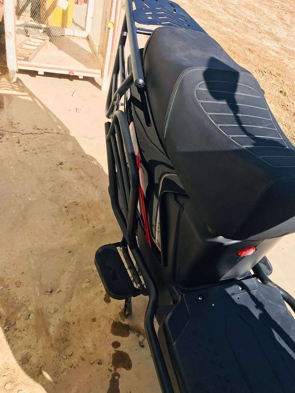 السلام عليكم يتوفر لدينا دراجه شحن سكنس
 موديل 25  بطاريات على الفحص
السعر 625 وبيها مجال بسيط
، الاستفسار الاتصال على الرقم ا (***********)او مراسله الصفحه
مستعدين بيع وشراء دراجات
، عنوان المحل هيت حي الجمعيه قرب مركز صحي
