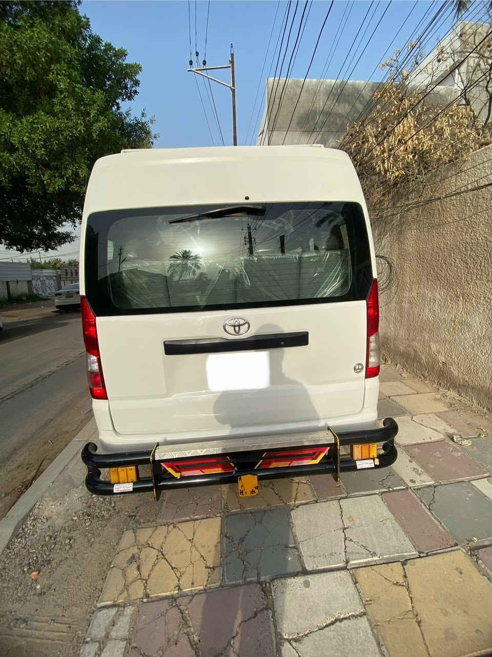 السلام عليكم
هايس للبيع
السعر _ 385 ورقه
تيوتا هايس موديل 2023 
دوشمه عام 
اضافه مراوح تقويه
درع امامي خلفي
سيبايا 
ماشيه 160 الف
رقم بغداد جديد جديد
بيه ضربه بالصندوق مصلح نفسه 
باب الصندوق  الخلفي فقط ( فقط الباب )

مكان بغداد الكرخ

رقم واتس و اتصال  

***********
