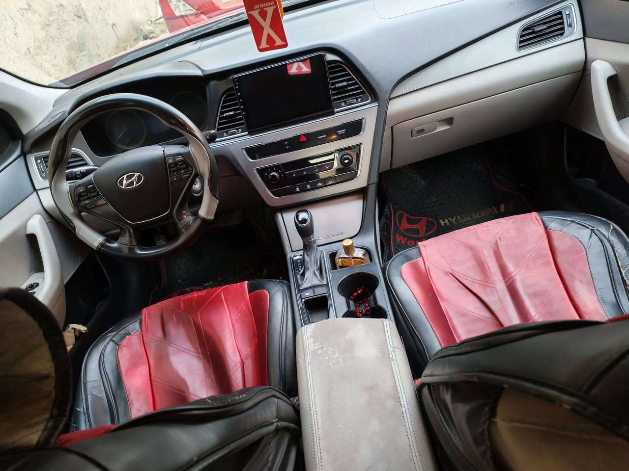 للبيع سوناتا 2017 وارد امريكي
مشدود عليه منضومه غاز  
سياره جاهزه من مكينه وكير وحداديه ضررها فقط بنيد حادث امريكه صبغ وبلعراق جاملغ الخلفي اثر شخوط بدون حادث كلير رش جماليه  باقي سياره ليبل واحد رقم شمالي تحويل باي وقت حاضر مستعجل ع البيع 
السعر 120 ورقه    
المكان بغداد التاجي والعطيفيه  الاتصال ***********
