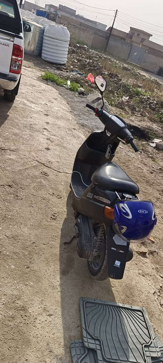 ماطور بوتين نضيف للبيع كلشي مامفتوح بيه عندك بس السلف ضعيف باتري تعبان السعر 475وبيه مجال للطيبين للاستفسار الاتصال ع***********
