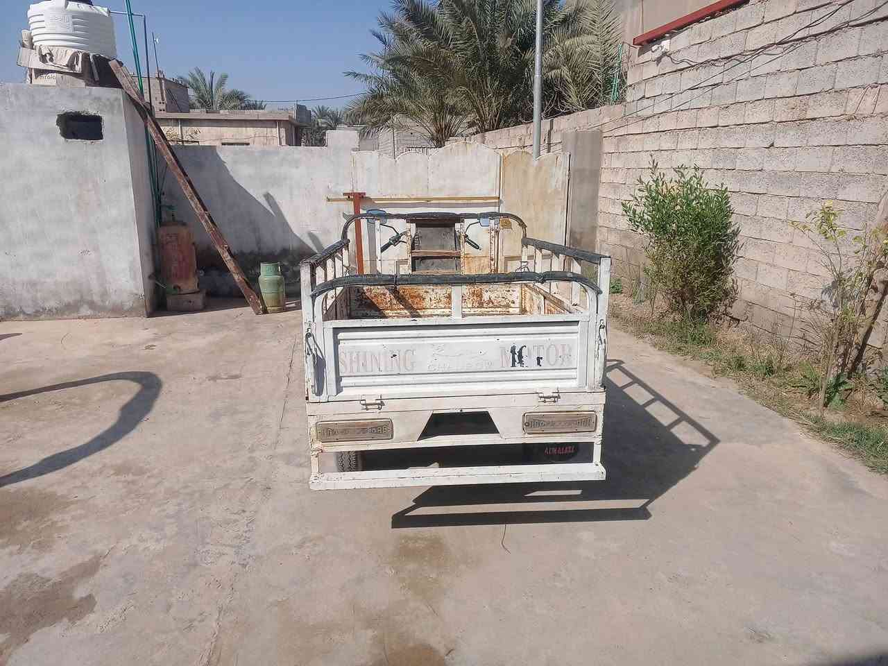 السلام عليكم
ستوته MTRموديل 14 
اوراق شرط اصوليه 
مكينه 200 مجفته جديد 
باتري جديد حجم كبير 
ضفيره جديده 
سلف هندر لايت عالي ناصي 
الستوته خير من الله 
مكاني الخالص  
سعر 650 وبيه مجال 
تواصل ***********
