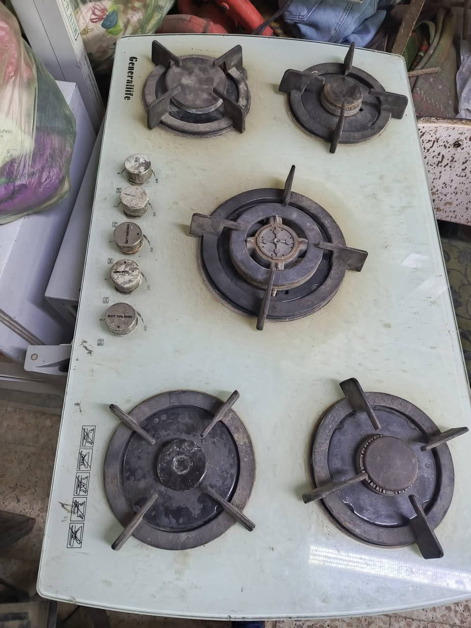 غراض نضيفه للبيع كلمن وسعره ***********
