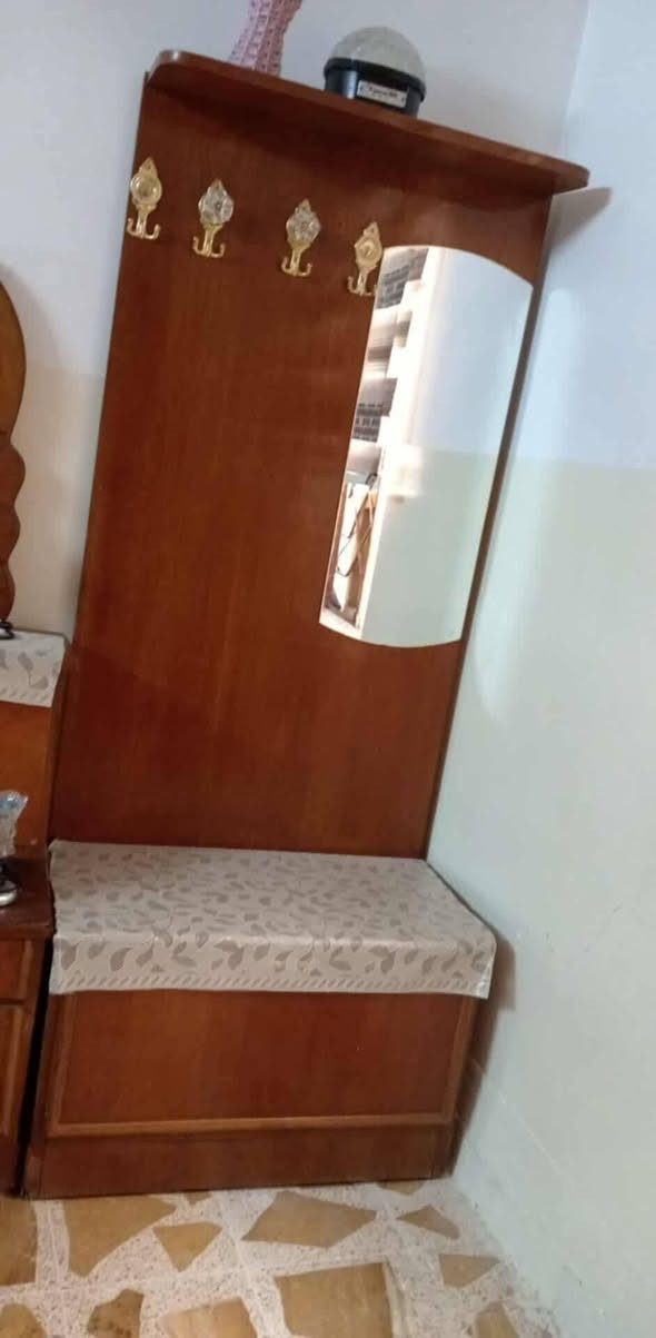 غرفه اخشاب نظافه وموديل مثل ماموضح بلصوره
سعر 500 بيها مجال مكان موصل


**إذا كنت صاحب هذا الإعلان وتريد حذفه لأي سبب، رجاءا أرسل رسالة إلى الدعم الفني**